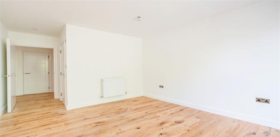 			3 Bedroom, 1 bath, 1 reception Apartment			 Oxgate Farm Works, CRICKLEWOOD